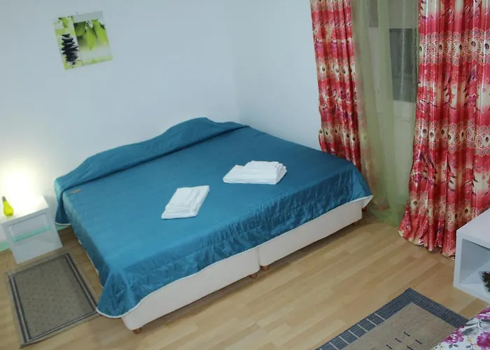 Bella Italia Portas Da Ponta Delgada